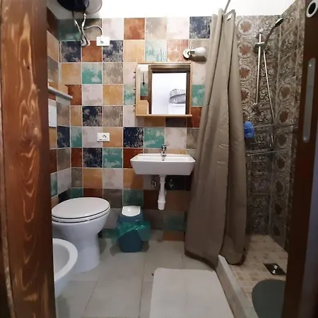 Casa Chicca 1 Apartment *
